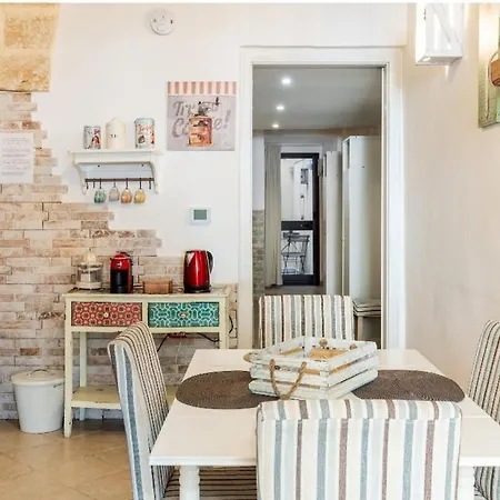 Casa Melania برينديسي